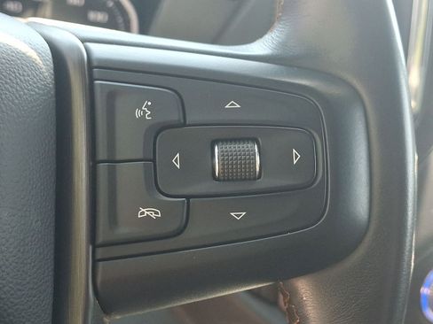 Used 2022 GMC Sierra 2500 AT4 w/ AT4 Preferred Package AWD/4WD image 18