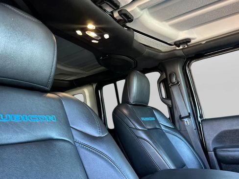 Used 2023 Jeep Wrangler Unlimited Rubicon 4xe image 18