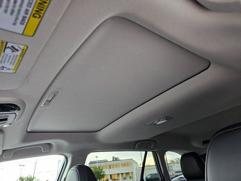 New 2025 Subaru Outback Touring XT image 8