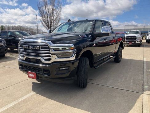 Used 2025 RAM 2500 Laramie image 3