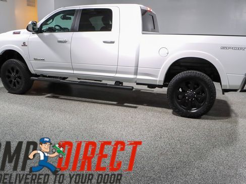 Used 2022 RAM 2500 Laramie AWD/4WD image 10