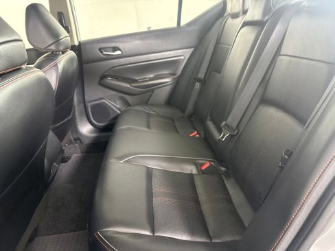 Used 2024 Nissan Altima 2.5 SR w/ SR Premium Package FWD image 25