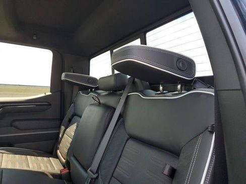 New 2026 GMC Sierra 1500 AT4X AWD/4WD image 17
