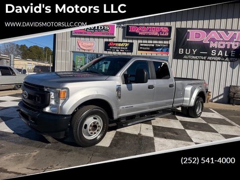 Used 2022 Ford F350 XL image 1