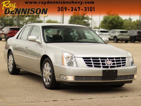 Used 2007 Cadillac DTS Luxury II image 1