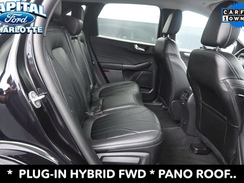 Used 2026 Ford Escape SE w/ PHEV Premium Package FWD image 12