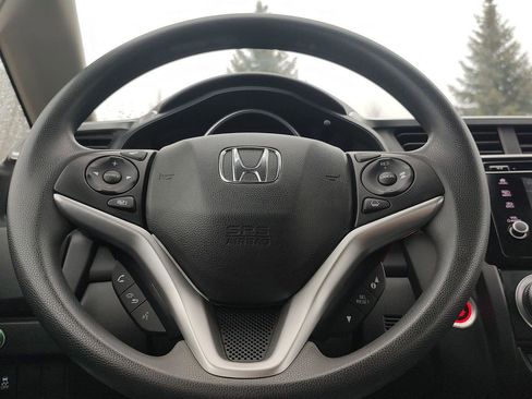 Used 2018 Honda Fit EX image 18