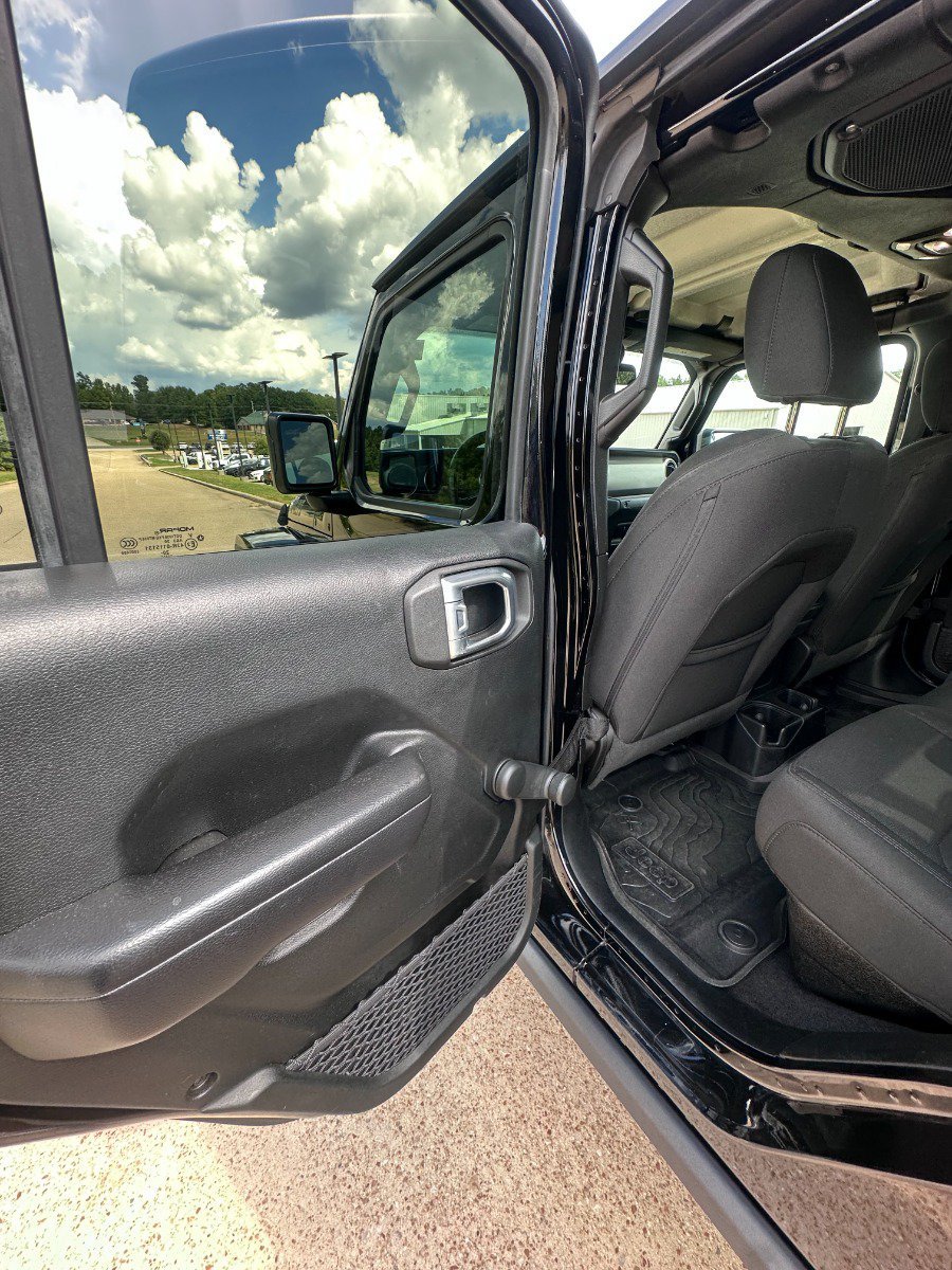 Used 2021 Jeep Gladiator Sport AWD/4WD image 20