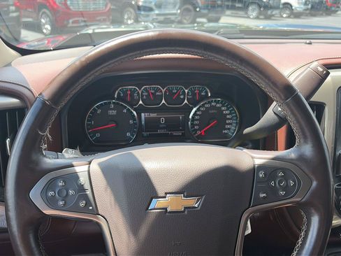 Used 2016 Chevrolet Silverado 1500 High Country w/ High Country Premium Package AWD/4WD image 31