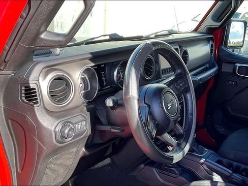 Used 2021 Jeep Wrangler Unlimited Sport AWD/4WD image 12