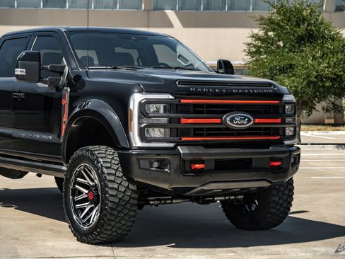 Used 2024 Ford F250 Lariat w/ Lariat Ultimate Package AWD/4WD image 25