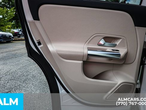 Used 2025 Mercedes-Benz GLA 250 image 51