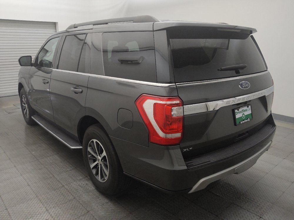 Used 2018 Ford Expedition XLT w/ Equipment Group 202A RWD image 5