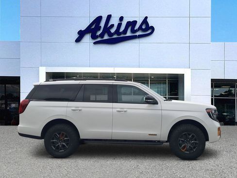 New 2026 Ford Expedition Tremor AWD/4WD image 1