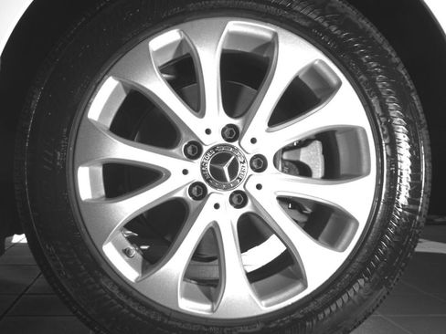 Used 2017 Mercedes-Benz E 300 4MATIC image 27