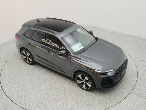 New 2026 Audi SQ5 Premium Plus AWD/4WD image 18