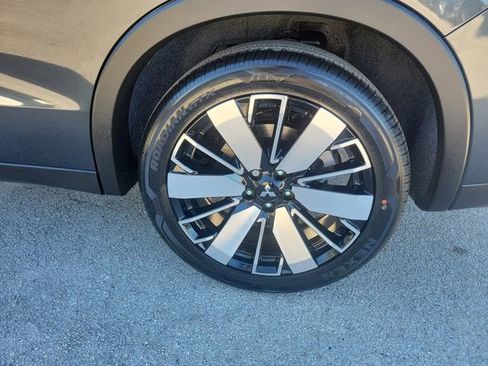 New 2026 Mitsubishi Outlander SE image 7