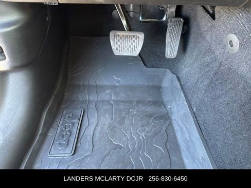 Used 2026 Jeep Wrangler Sahara image 22