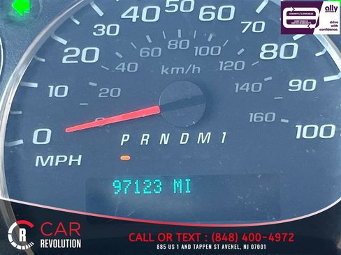 Used 2020 Chevrolet Express 2500 RWD image 22
