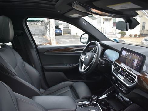 Used 2024 BMW X4 xDrive30i image 21