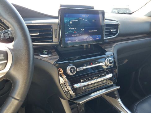 Used 2021 Ford Explorer Limited image 20