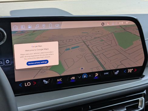 New 2025 Chevrolet Traverse LT w/ Driver Confidence Package image 18