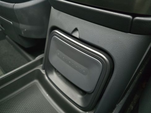 Used 2022 Rivian R1T Adventure AWD/4WD image 31