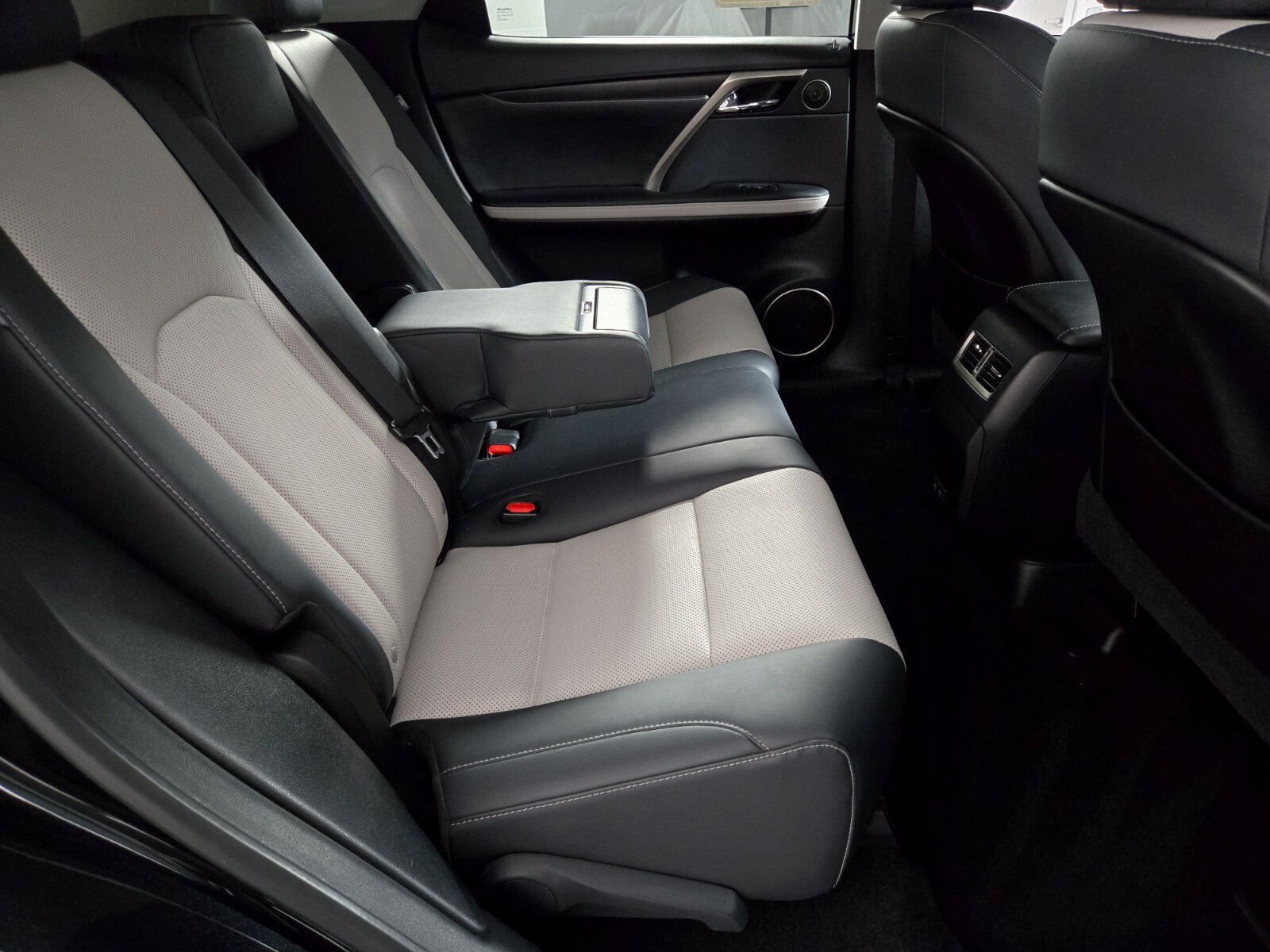 Used 2022 Lexus RX 350 FWD w/ Special Edition image 17