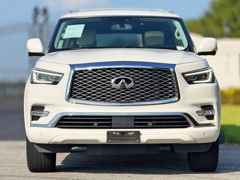 Used 2019 INFINITI QX80 Luxe w/ Proassist Package AWD/4WD image 3