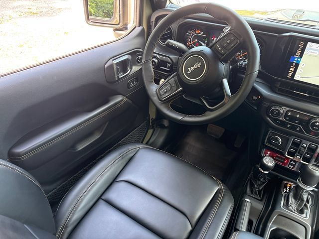 Used 2025 Jeep Wrangler Unlimited Rubicon 392 AWD/4WD image 19