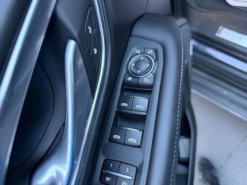 Certified 2024 Chevrolet Tahoe Premier w/ Advanced Technology Package AWD/4WD image 18