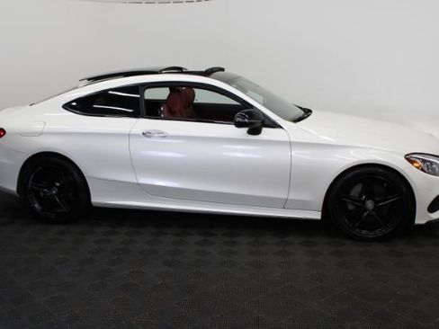 Used 2017 Mercedes-Benz C 300 4MATIC Coupe image 4
