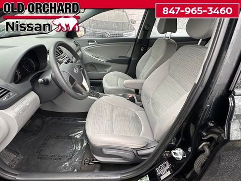 Used 2016 Hyundai Accent SE image 8
