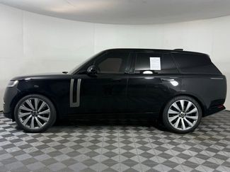 Certified 2023 Land Rover Range Rover SE video 3