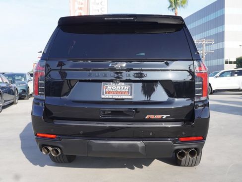 Used 2026 Chevrolet Suburban RST RWD image 4