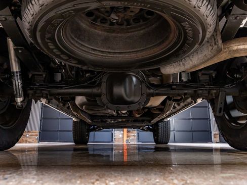 Used 2018 Ford F150 XLT w/ Equipment Group 302A Luxury AWD/4WD image 14