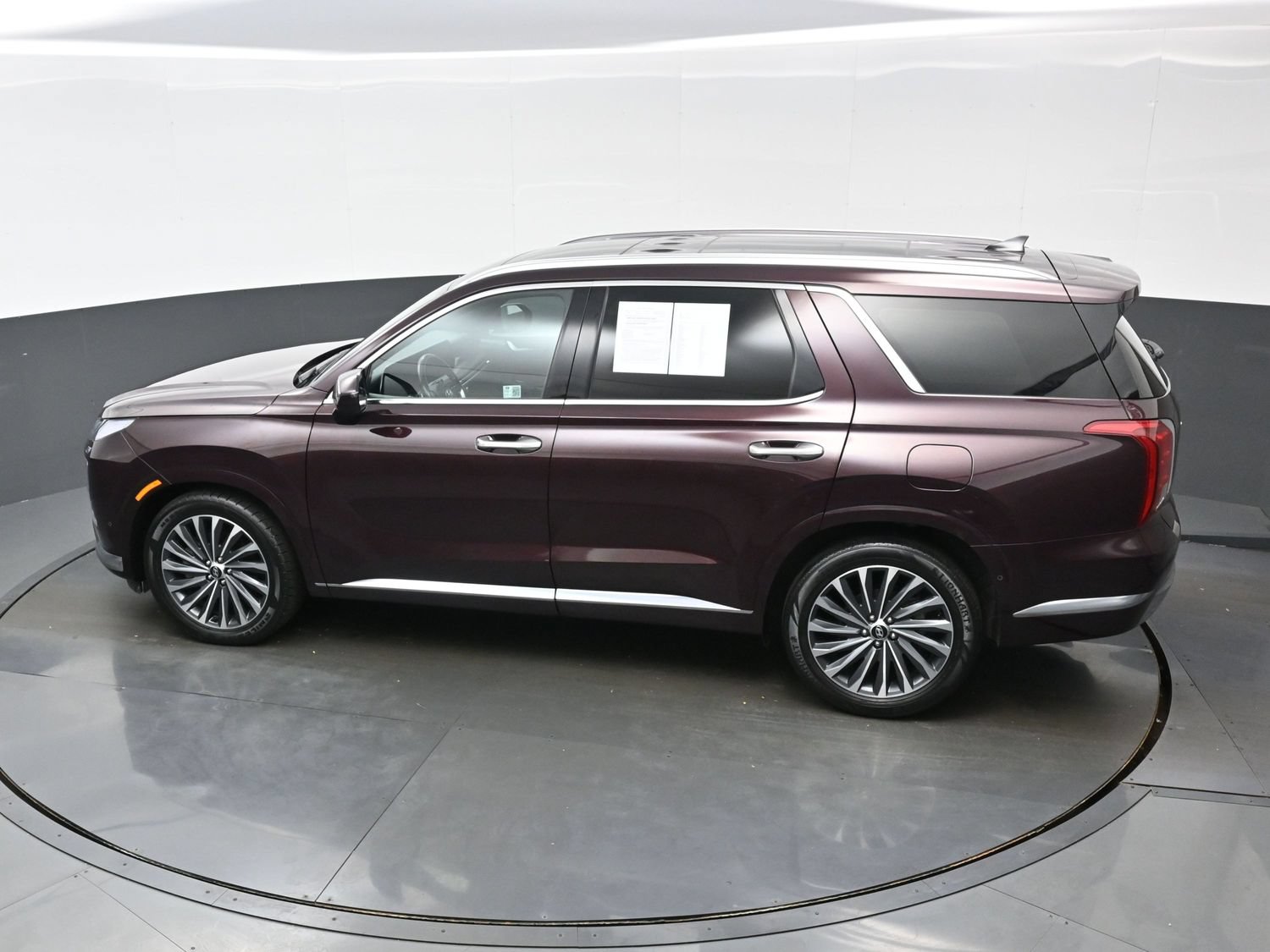 Certified 2024 Hyundai Palisade Calligraphy AWD/4WD image 38