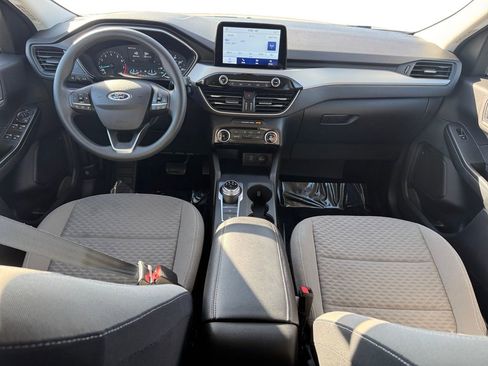 Used 2022 Ford Escape SE image 12