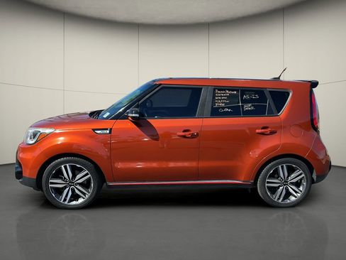 Used 2018 Kia Soul ! w/ Tech Package image 4