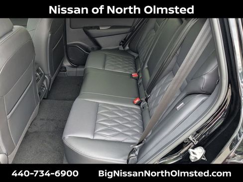 New 2026 Nissan Rogue Platinum w/ Platinum Premium Package AWD/4WD image 18