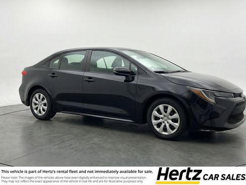 Used 2025 Toyota Corolla LE FWD image 1