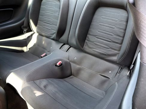 Used 2017 Ford Mustang GT w/ GT Performance Package RWD image 20