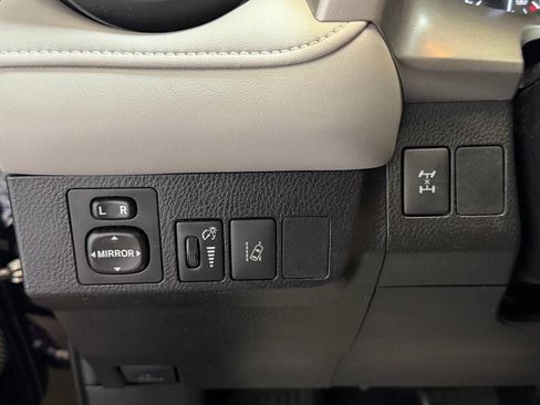 Used 2018 Toyota RAV4 Adventure w/ Plus Extra Value Package AWD/4WD image 17