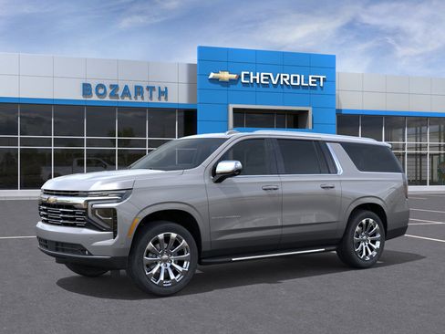 New 2025 Chevrolet Suburban Premier image 2