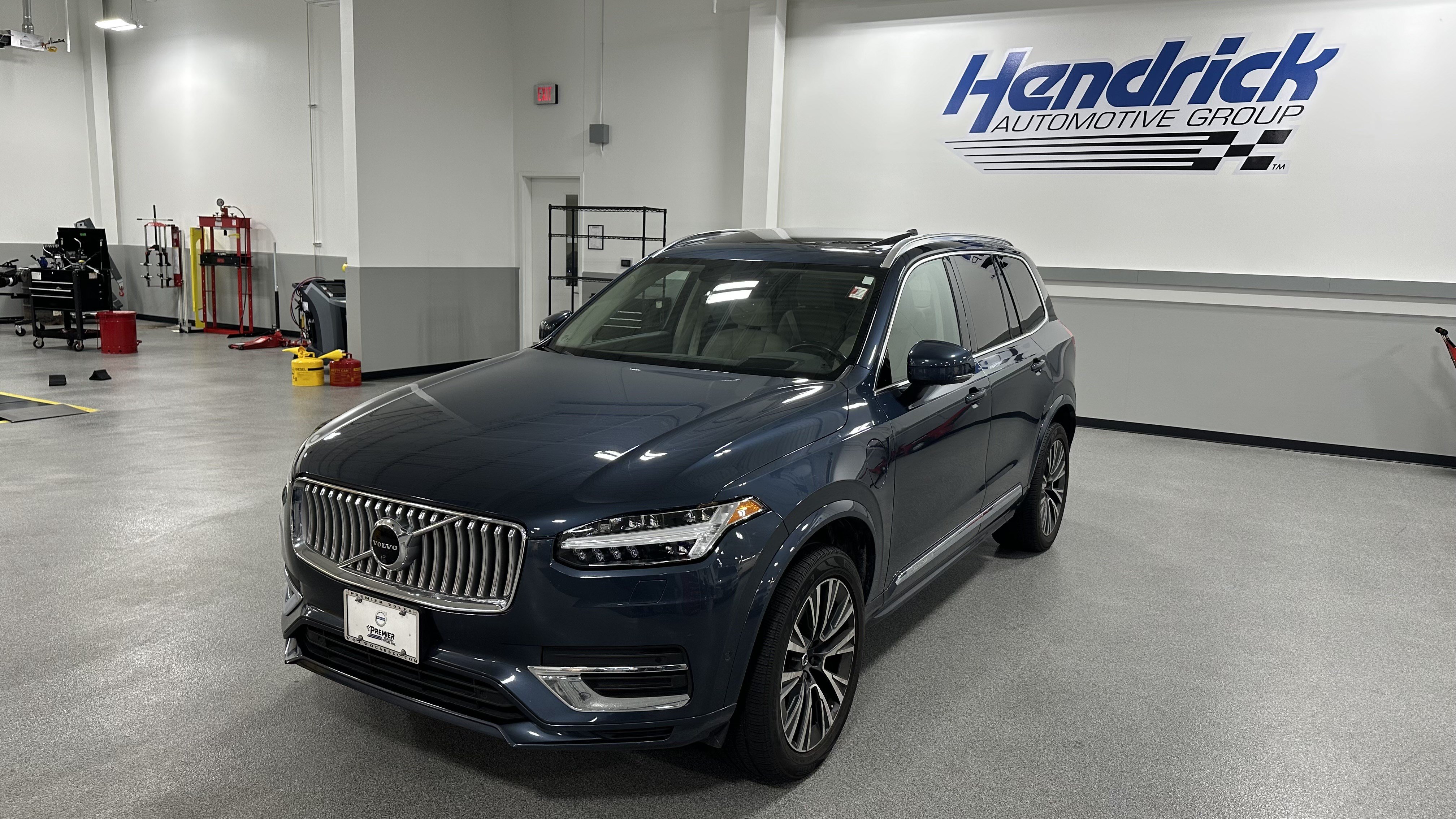 Used 2021 Volvo XC90 T8 Inscription Expression AWD/4WD image 5