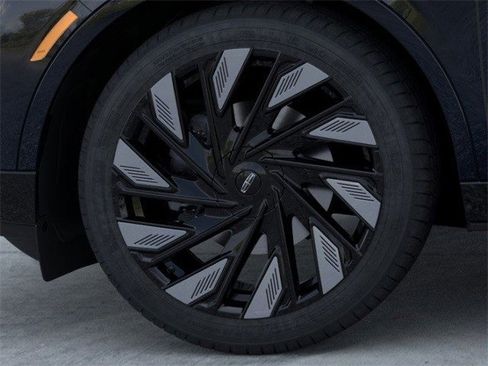 New 2025 Lincoln Nautilus Reserve image 22