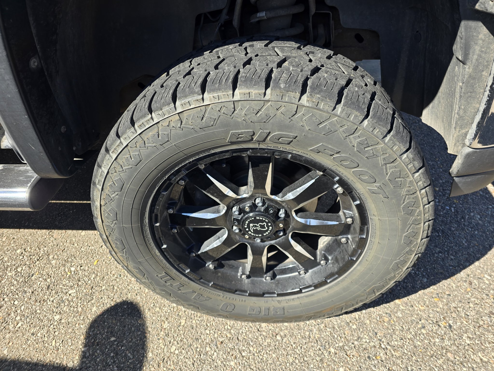 Used 2012 GMC Sierra 1500 SLT w/ All-Terrain Package AWD/4WD image 10