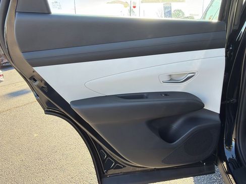 New 2026 Hyundai Tucson SE image 21