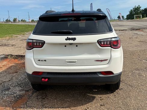Used 2020 Jeep Compass Trailhawk AWD/4WD image 4