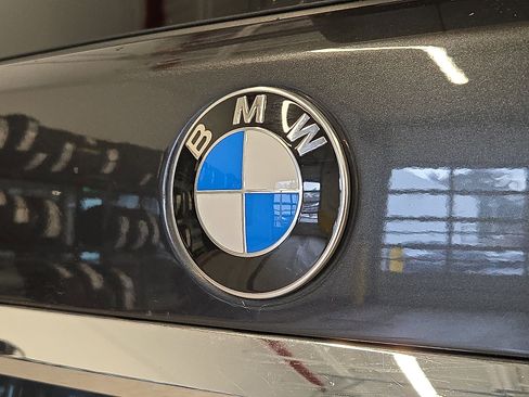 Certified 2022 BMW X7 xDrive40i w/ Premium Package image 30